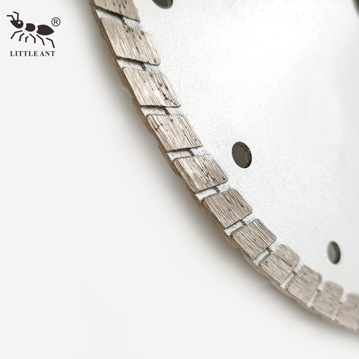 China Suministro al por mayor Hot Press Turbo Diamond Circular Saw Blade Granito de granito Disc para piedra