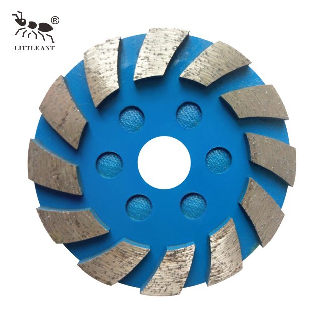 Pequeña placa de molienda de metal rugosa para hormigón para hormigón turbo dientes segmento seco y húmedo uso grueso